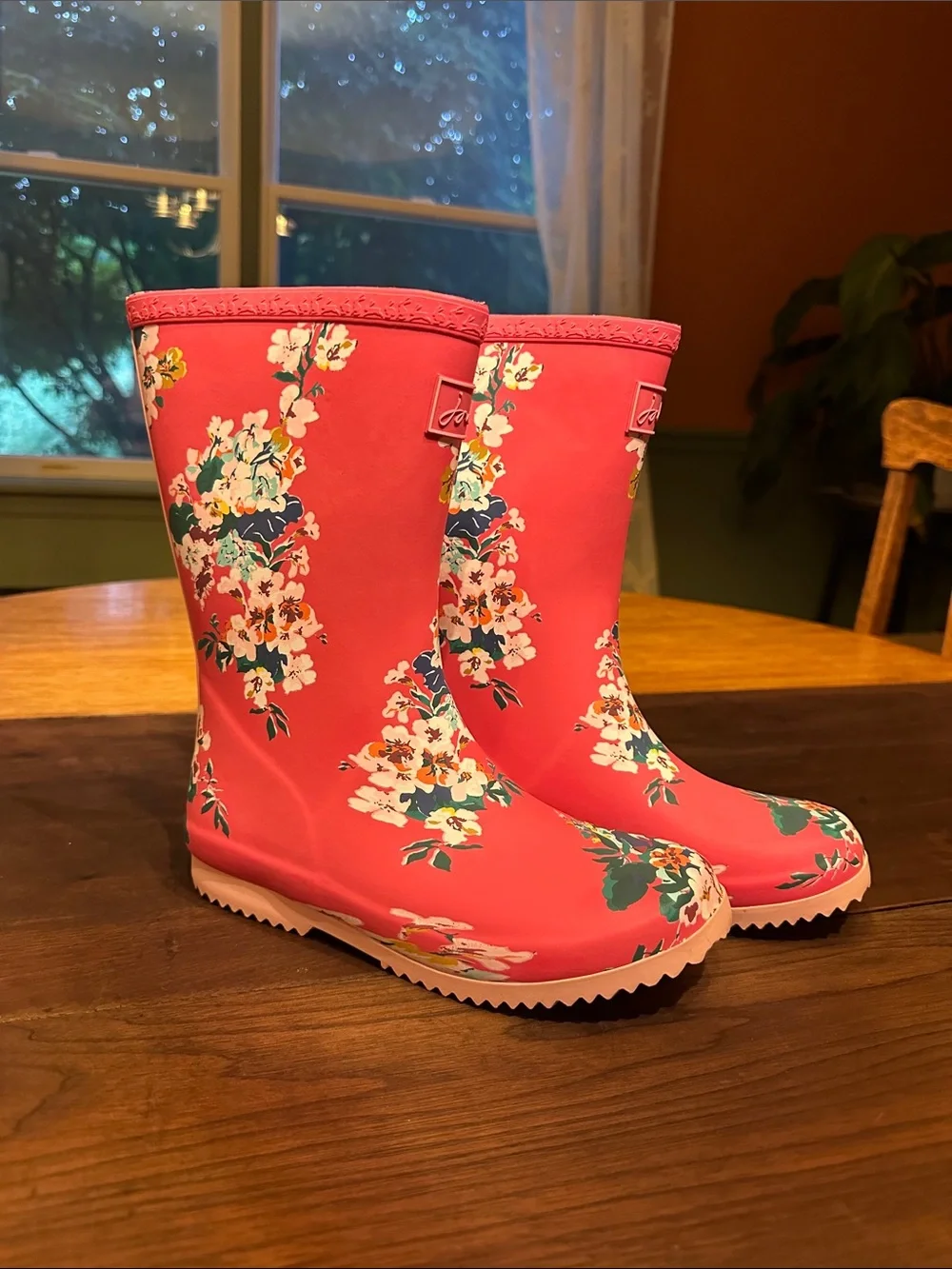 Joules Pink Floral Waterproof Rain Boots NWT  size 4